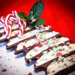 Decadent Dark Chocolate Peppermint Bark: A Festive Treat